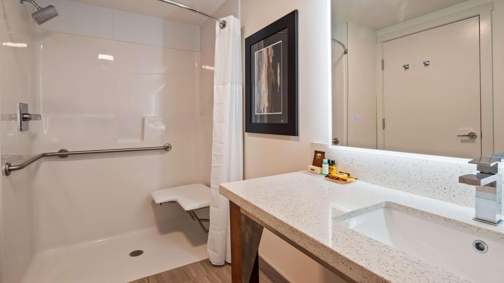 เอ็กเซกคิวทีฟ เรสซิเดนซ์ บาย เบสต์เวสเทิร์น แคลกรี ซิตี้วิว นอร์ท Hotel คาลการี ภายนอก รูปภาพ