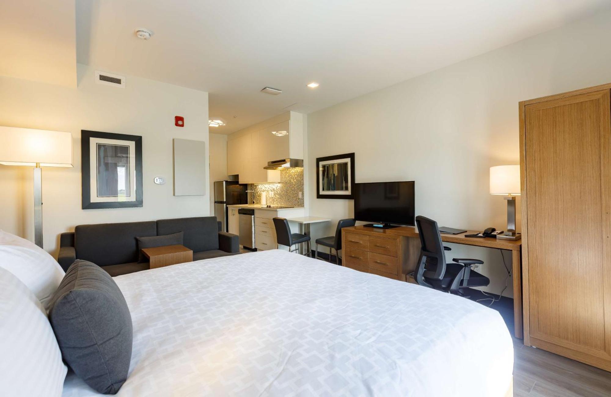 เอ็กเซกคิวทีฟ เรสซิเดนซ์ บาย เบสต์เวสเทิร์น แคลกรี ซิตี้วิว นอร์ท Hotel คาลการี ภายนอก รูปภาพ